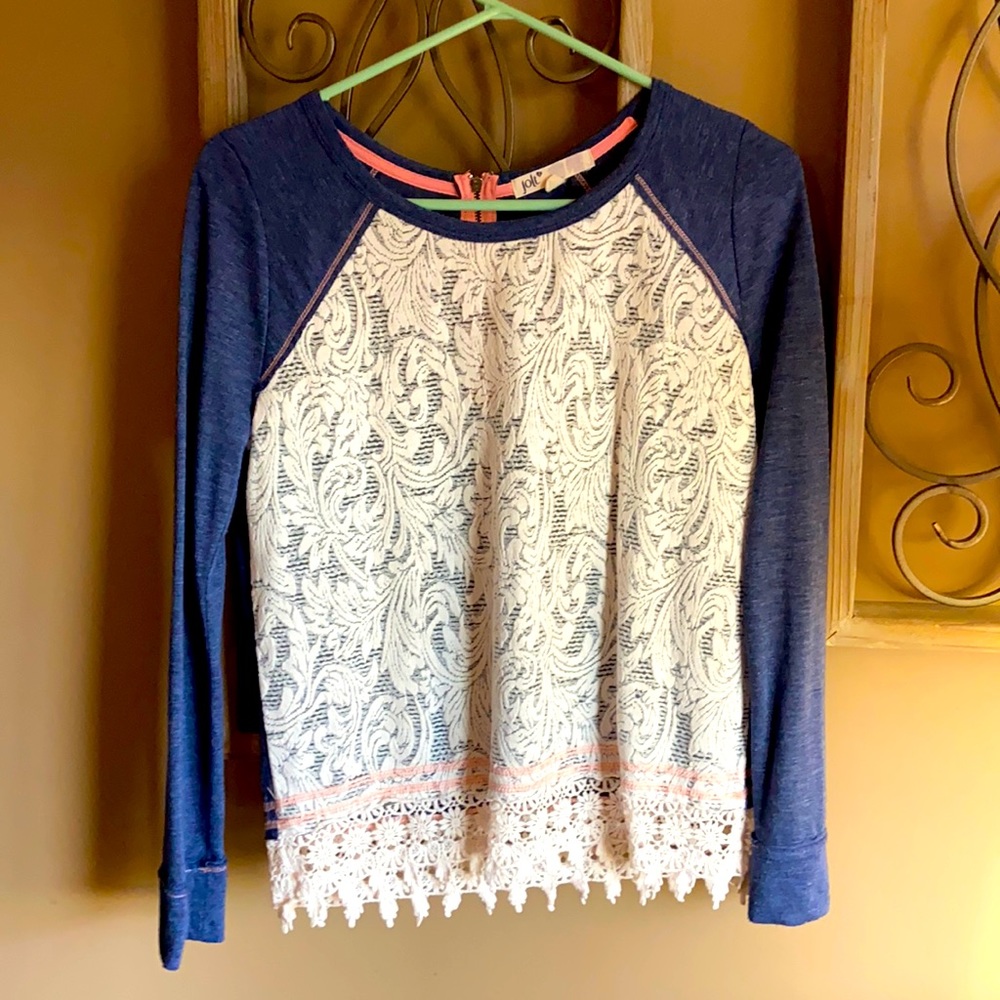 Lace long sleeve top. Super comfy!